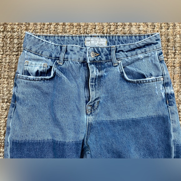 Free People Two Tone Distressed Jeans, size 28. - Picture 2 of 4